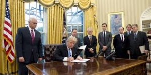 US President Donald Trump signed three executive orders today, one of which denying funding to international NGOs that provide abortions. [Web-source photo]