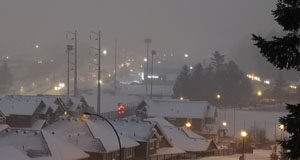 Heavy snowfall tonight into Tuesday