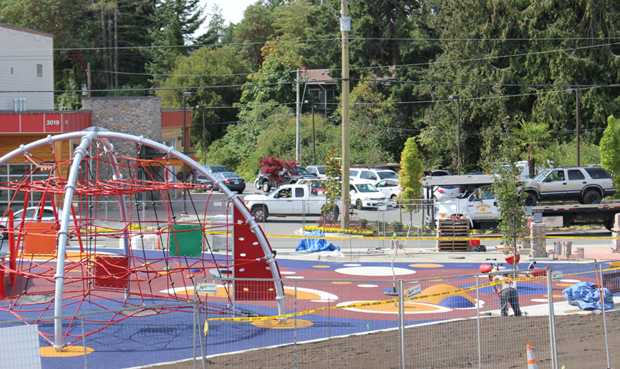 Sarah Beckett Memorial Playground, construction