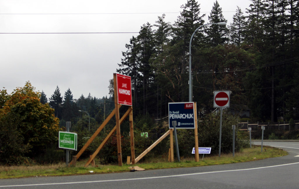 Esquimalt-Saanich-Sooke, campaign signs, Colwood