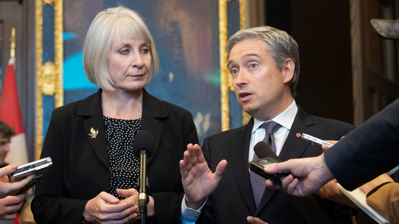 Health Minister Patty Hajdu and Foreign Affairs Minister François-Philippe Champagne, January 2020