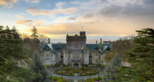 Hatley Park grounds at Royal Roads closed to vehicle access during COVID-19 Hatley Park Castle, RRU