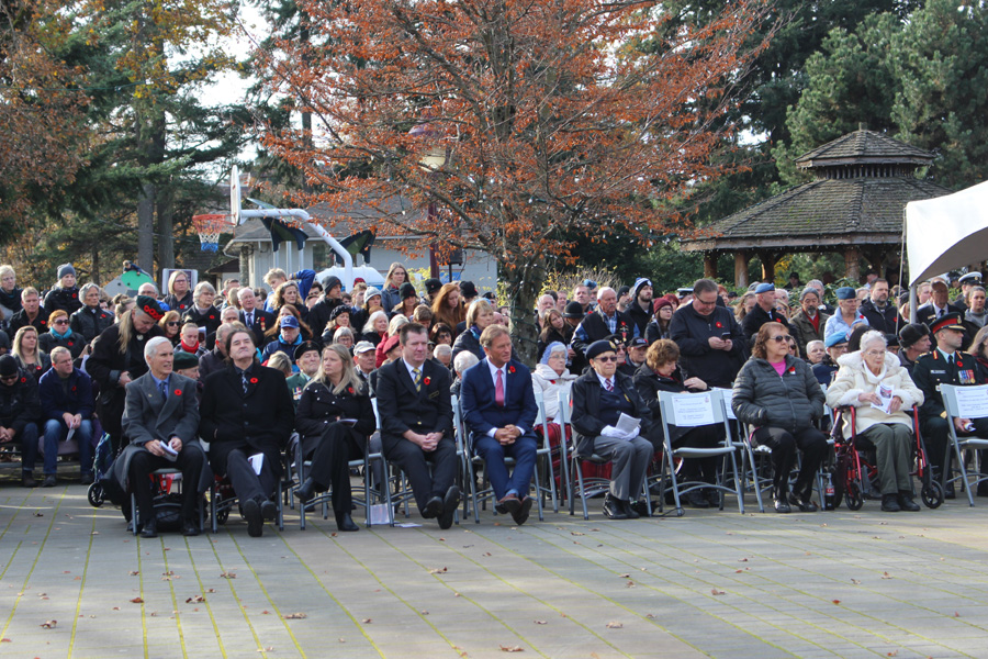 Remembrance Day 2019, Langford, mayors