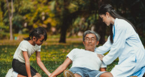 Heat wave deaths at least 103 in BC, and counting senior, heat, fall