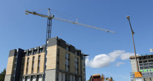 UVic students challenged on where to live construction, uvic