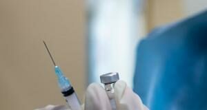 ‘Expect more cases’ comes with get-vaccinated plea from PHO & Dix syringe, vial