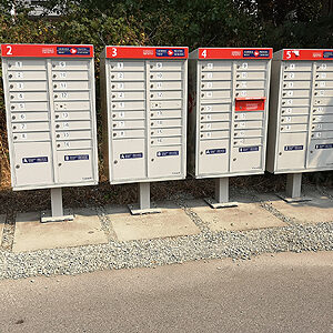 canada post, community mailbox