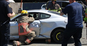 Metchosin Fire hosts extrication training event metchosin, firefighters, extrication, training