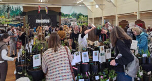 Robust turnout for Sooke Seedy Saturday 2024 sooke seedy saturday