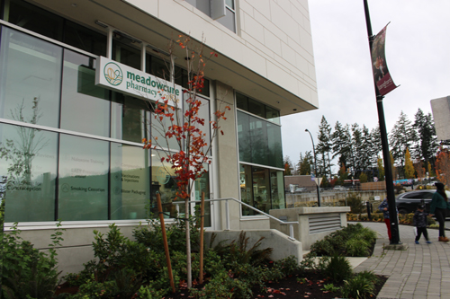 4529-MeadowcurePharmacy-exterior-withpeople-Oct2425-IslandSocialTrends Meadowcure Pharmacy, Langford