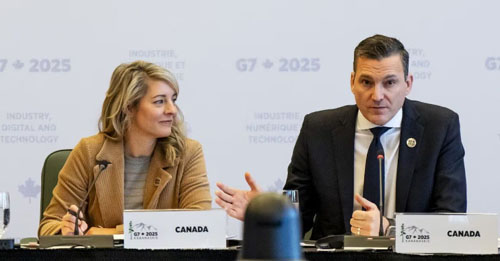 evan solonomon, melanie joly