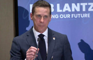 Rob Lantz resigns as PEI premier to run for provincial Progressive Conservative leadership Rob Lantz, PEI Premier, resigns