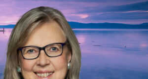 Elizabeth May MP local community meetings before next House of Commons session Elizabeth May, saanich-gulf islands, green party