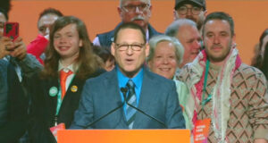 Avi Lewis wins federal NDP leadership avi lewis, ndp leader